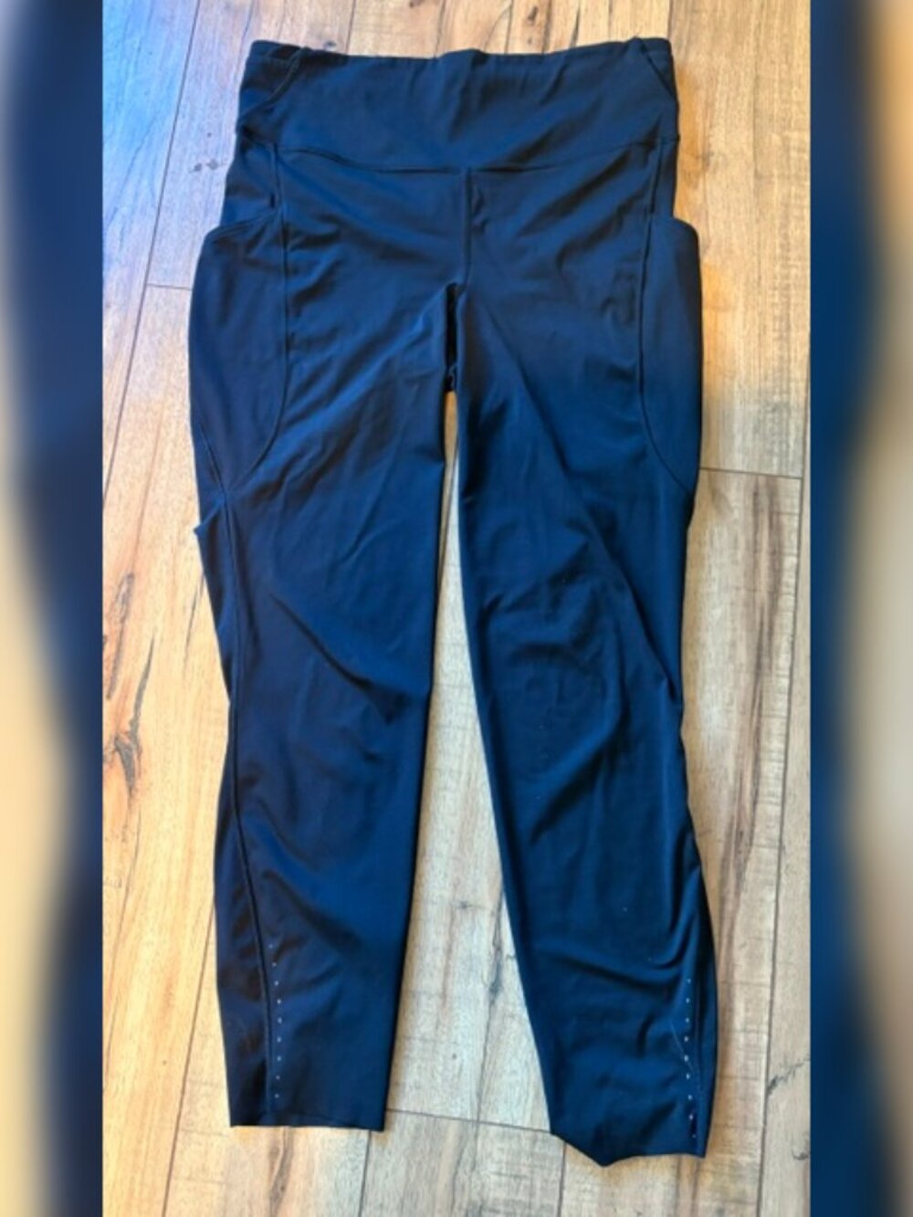 Lululemon athletica Black Leggings - Size 10 - POCKETS!